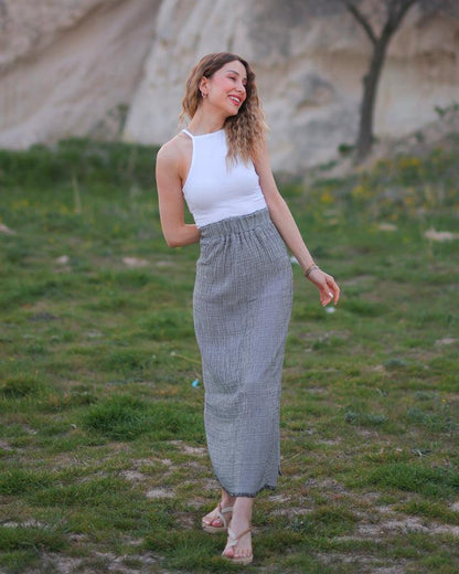 grey maxi skirt